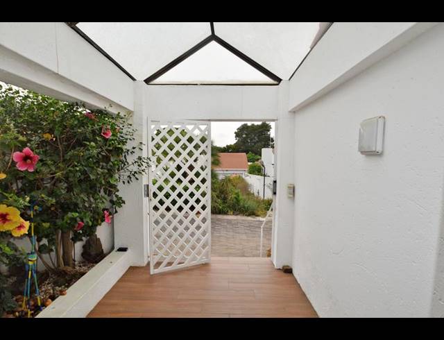 3 BEDROOM HOUSE FOR SALE IN SANDOWN